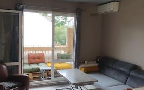 studio meublé avec balcon